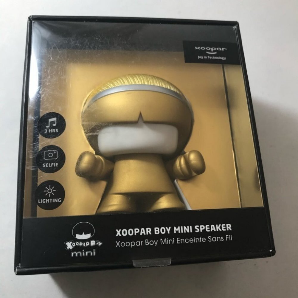 Xoopar Boy Mini Wireless Speaker Lights Up Remote Selfie Taking Gold New in Box - Picture 2 of 7